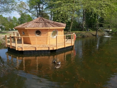 Image principale LA CABANE LACUSTRE DU RELAIS DE L'ESTUAIRE