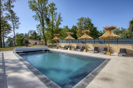 Image hebergement insolite LE PECH ETERNEL : LODGE SPA DES OLIVIERS