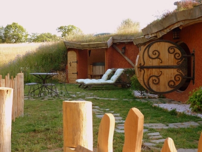 Image principale LA CABANE-HOBBIT DE SAMSAGET