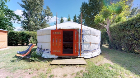 Image hebergement insolite YOURTE TRADITIONNELLE MONGOLE