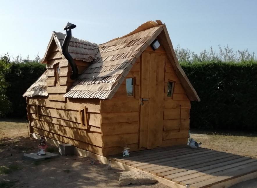 Image constructeur insolite LA CABANE MAGIQUE