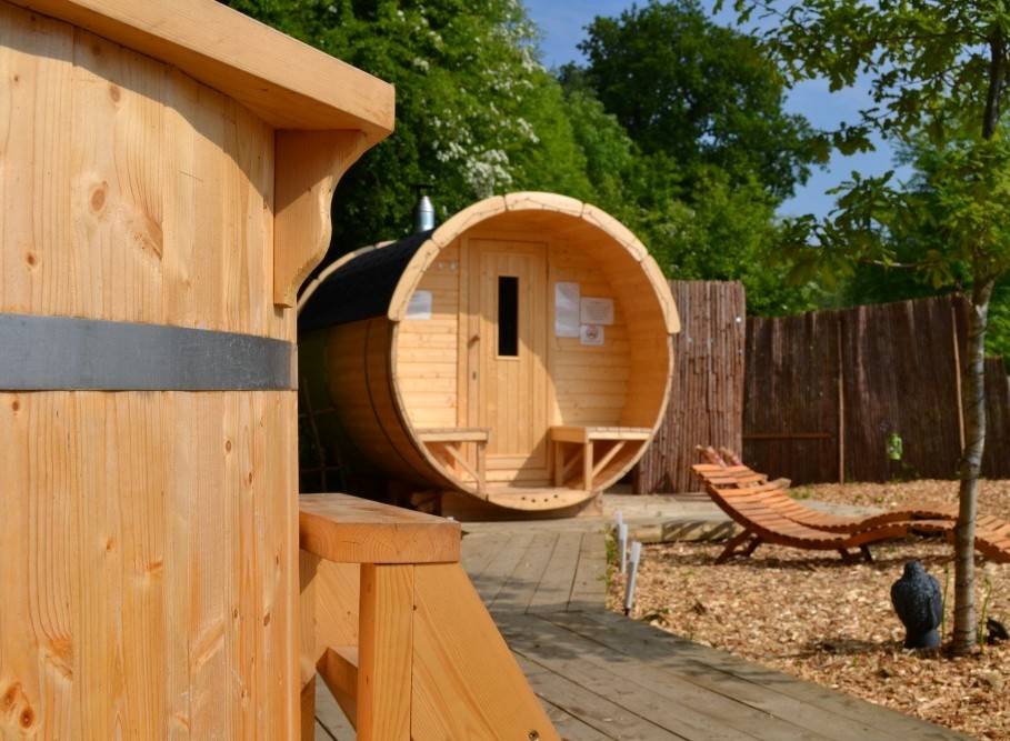 Image constructeur insolite Tonneau sauna 