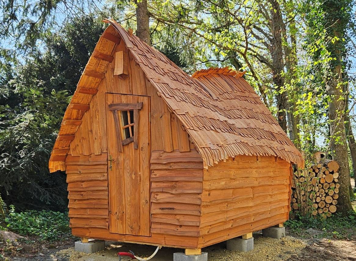 Image constructeur insolite La Cabane Mini Enchant&eacute;e