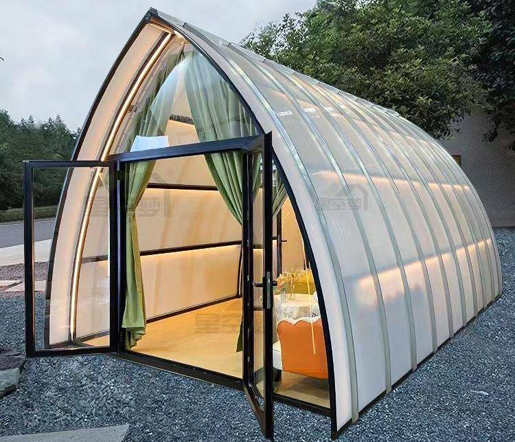 Image constructeur insolite La maison Castel