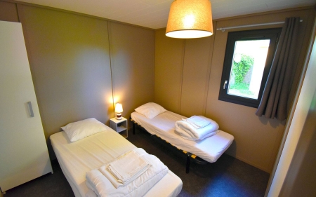 Image hebergement insolite CHALETS BAOBAB