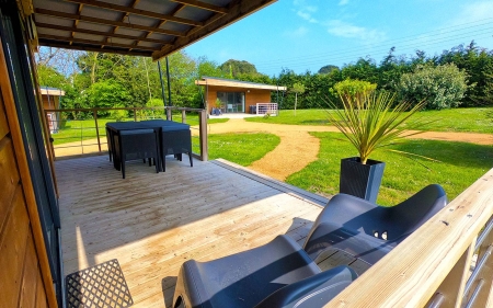 Image hebergement insolite CHALETS BAOBAB