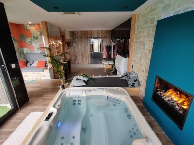 Image hebergement insolite  NUIT SPA CINE (GÎTE DE LUXE)