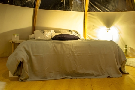Image hebergement insolite WIGWAM PERCHÉ SPA PRIVATIF