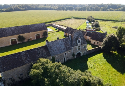 Image hebergement insolite MANOIR DU BOIS JOLY - GÎTE DU FOURNIL
