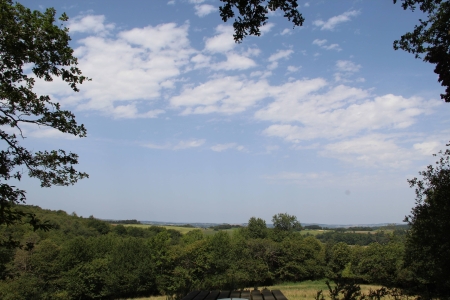 Image hebergement insolite YOURTE SUR PILOTI