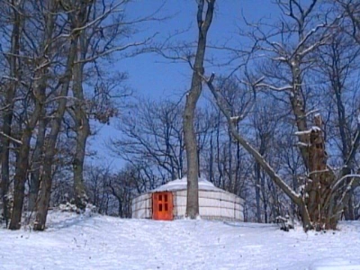 Image hebergement insolite LA GRANDE YOURTE