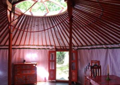 Image hebergement insolite PETITE YOURTE