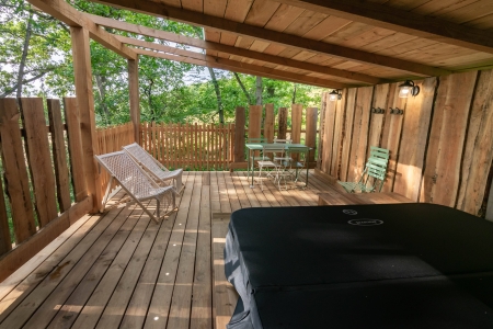 Image hebergement insolite LES CABANES JACQUOISES