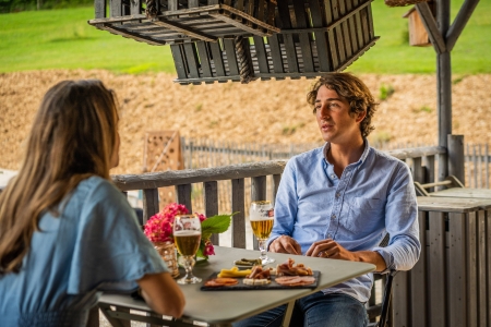 Image hebergement insolite LA PRADELA - TINY HOUSE AVEC JACUZZI DES CABANES DE JEANNE