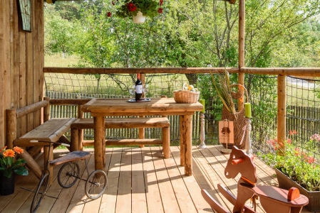 Image hebergement insolite LES CABANES LODGES DES CABANES DE JEANNE 