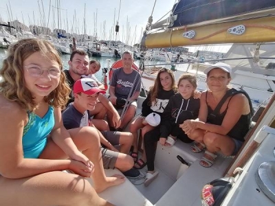 Image hebergement insolite SORTIE EN MER À LA JOURNÉE