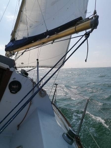 Image hebergement insolite SORTIE EN MER À LA JOURNÉE