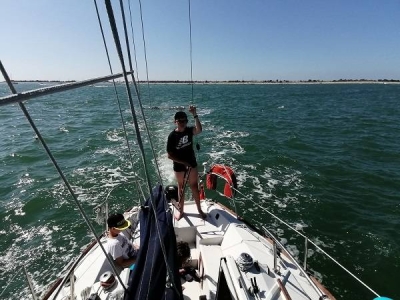 Image hebergement insolite SORTIE EN MER À LA JOURNÉE