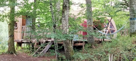Image hebergement insolite LA CABANE DE LA SÉLÉNÉ