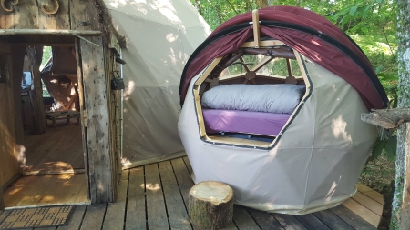 Image hebergement insolite LA CABANE DE LA SÉLÉNÉ