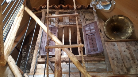 Image hebergement insolite LA CABANE DU SOLEIL