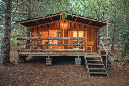 Image hebergement insolite LA CABANE DES TRAPPEURS