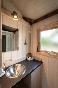 Image hebergement insolite CABANE DU TRAPPEUR
