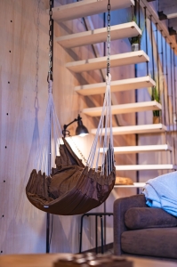 Image hebergement insolite LE GÎTE SUSPENDU ET SA CHAMBRE CACHÉE