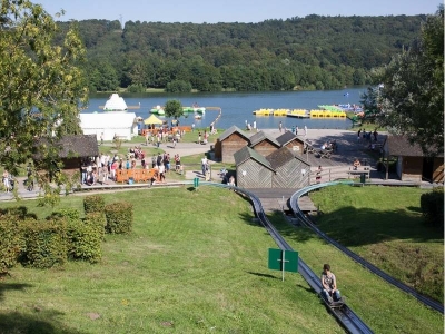 Image hebergement insolite AU VERGER DES 7 YOURTES MONGOLES