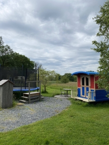 Image hebergement insolite ROULOTTE OLIVIA