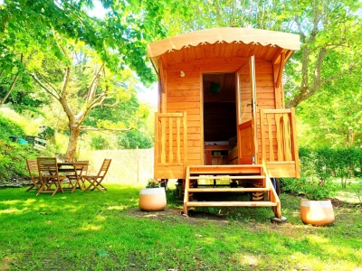 Image hebergement insolite ROULOTTE CÉVENOLE