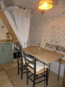 Image hebergement insolite LA CLE DES CHAMPS