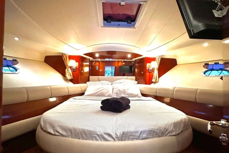 Image hebergement insolite YACHT - THE WAVE