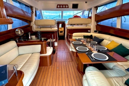 Image hebergement insolite YACHT - THE WAVE