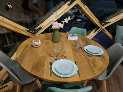 Image hebergement insolite LODGE QUERCUS & SPA