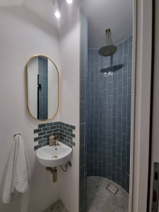 Image hebergement insolite LODGE QUERCUS & SPA