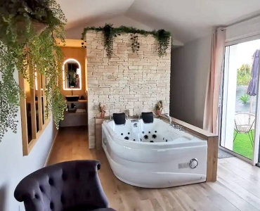 Image hebergement insolite L'ESSENTIEL - LOVE 85