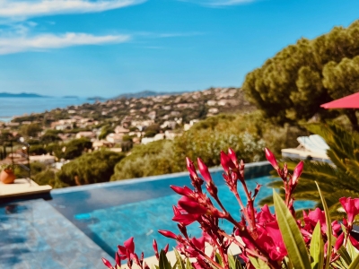 Image hebergement insolite ROULOTTE-SAUNA -  VILLA THALASSA ART'B & B