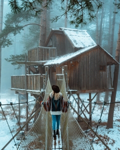 Image hebergement insolite CABANE COSY LA FUN