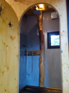 Image hebergement insolite CABANE DE LUXE FORÊT