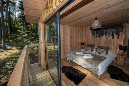 Image hebergement insolite CABANE DE LUXE LES 2 SAPINS
