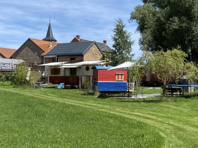 Image hebergement insolite ROULOTTE OLIVIA