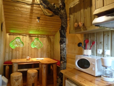Image hebergement insolite MAISON DANS LES BRANCHES (6 PERSONNES)