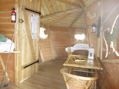 Image hebergement insolite CABANE DES BUIS (2 PERSONNES)