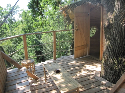 Image hebergement insolite CABANE DES BUIS (2 PERSONNES)
