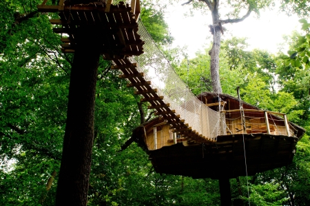 Image hebergement insolite CABANE DES GIBBONS (2 PERSONNES)