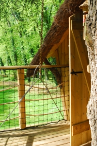Image hebergement insolite CABANE DES OUISTITIS (6 PERSONNES)
