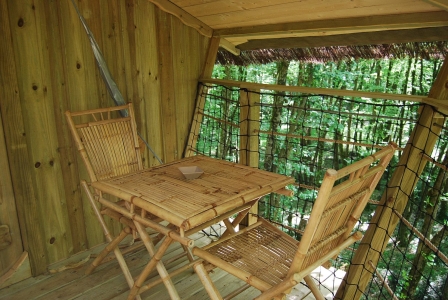 Image hebergement insolite CABANE DE LA HULOTTE (2 PERSONNES)