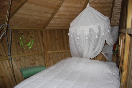 Image hebergement insolite CABANE DES LÉMURIENS (2 PERSONNES)