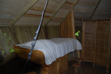 Image hebergement insolite CABANE DES ROBINSONS (2 PERSONNES)